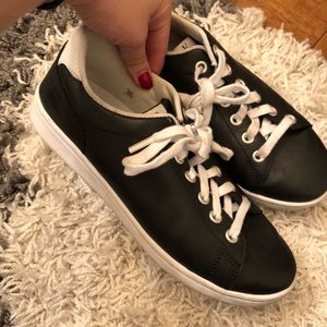 Ellen degeneres brand sneakers